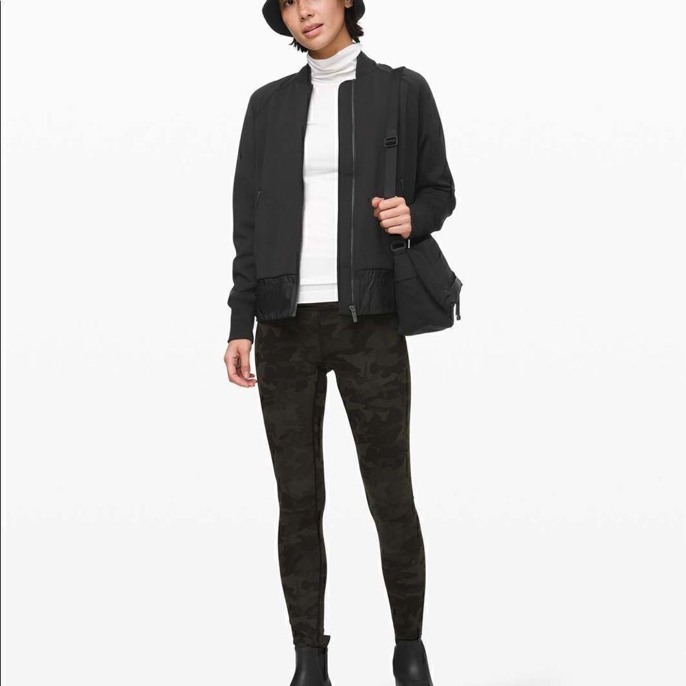 New Lululemon Jacket size S